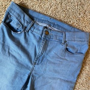 Mott & Bow high-rise skinny jeans